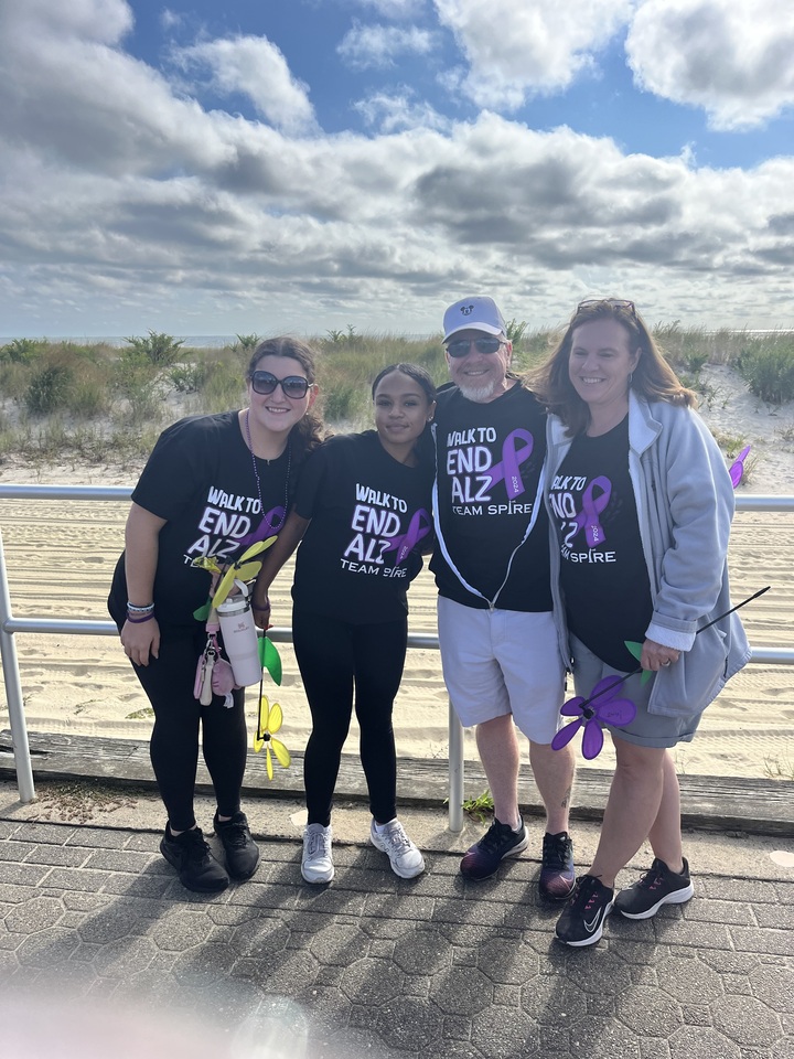 Walk To End Alzheimer's T-Shirt Photo