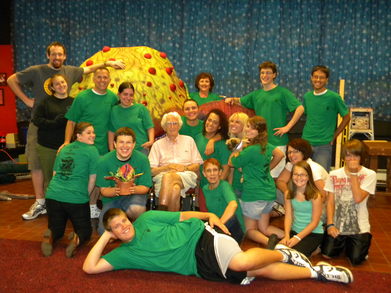 Cast And Crew Of "Little Shop Of Horrors" T-Shirt Photo