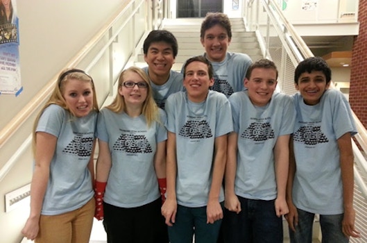 Redmond Hs Theatre   "Edges" Cast T-Shirt Photo