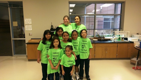 Hollibrook Elementary Green Thumb Gardening Club T-Shirt Photo