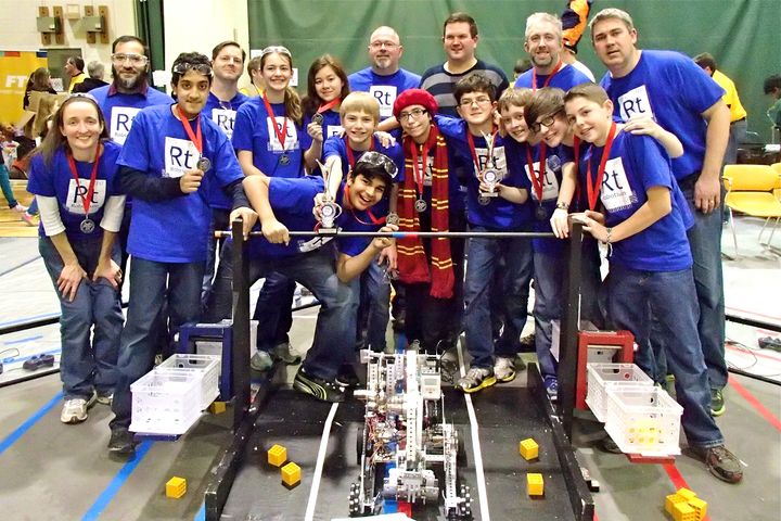 Team 7337   Robotium At Regional Qualifier And On Its Way To The Michigan State Championship T-Shirt Photo