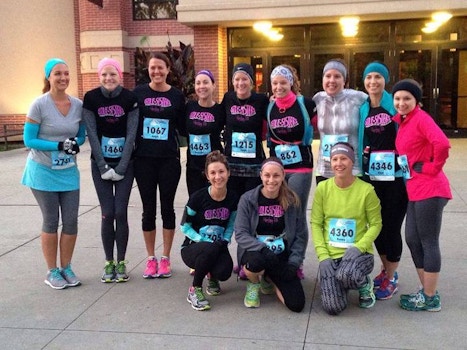 Sole Sisters Pre Hershey Half Marathon T-Shirt Photo