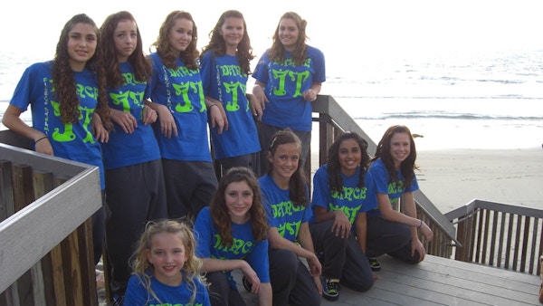 Fd Hip Hop Dance Crew T-Shirt Photo