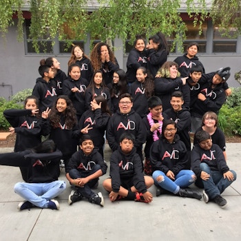 Cms Avid 2015 16 T-Shirt Photo