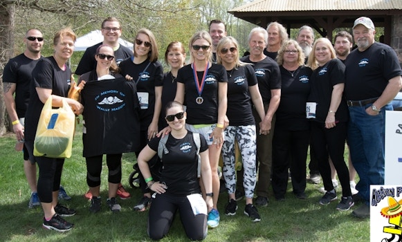 Team Happy Days T-Shirt Photo