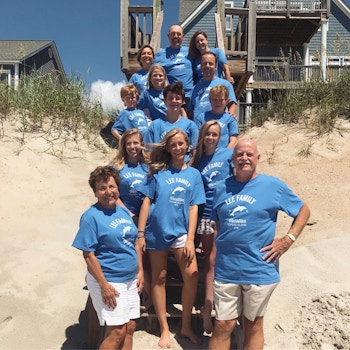 Lee Family Vacation 2018 T-Shirt Photo