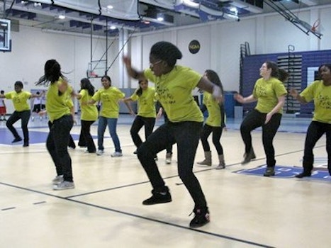 Stomp The Court! T-Shirt Photo